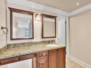 1600 S Ocean Dr, Unit 2B in Hollywood, FL - Building Photo - Building Photo