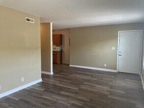 2817 Colt Dr NE in Knoxville, TN - Building Photo - Building Photo