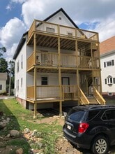 27 Symonds St, Unit 3 in Salem, MA - Building Photo - Building Photo