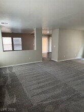 7573 Hope Valley St in Las Vegas, NV - Building Photo - Building Photo