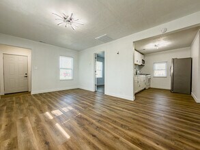 612 Atwood Ave in Rockford, IL - Building Photo - Building Photo