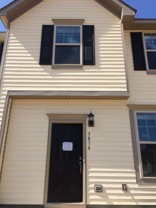 Room in Townhome on Haskell Dr in Raleigh, NC - Building Photo