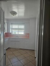 4424 Murietta Ave in Sherman Oaks, CA - Building Photo - Building Photo