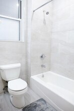 18 West St in Jersey City, NJ - Building Photo - Building Photo