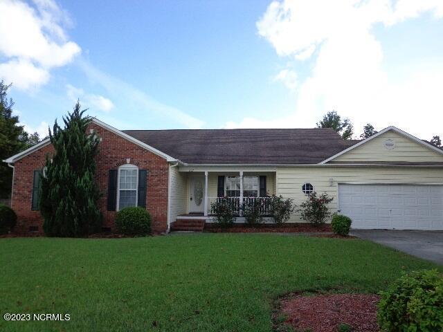 331 Richmond Dr Photo