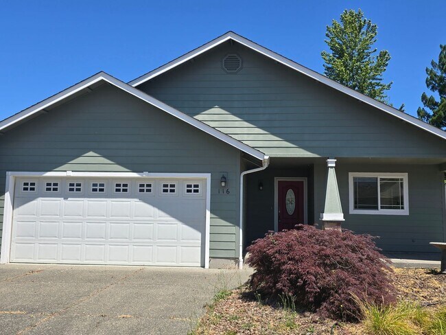 116 SW Otter Ct in Grants Pass, OR - Building Photo - Building Photo