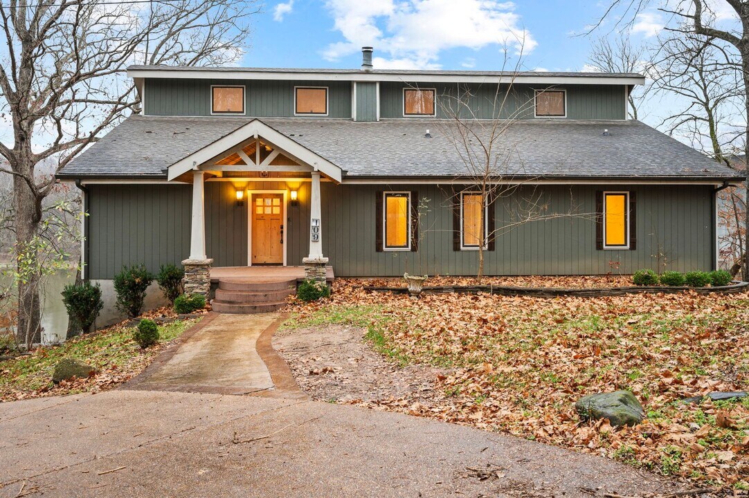 109 Mayhew Rd in Clarksville, TN - Building Photo