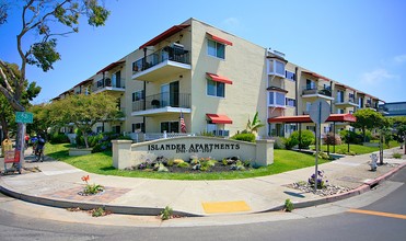 318 Grand St in Alameda, CA - Building Photo - Building Photo