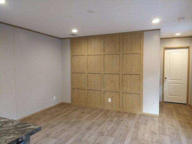 5603 Larry St in Zephyrhills, FL - Building Photo - Building Photo