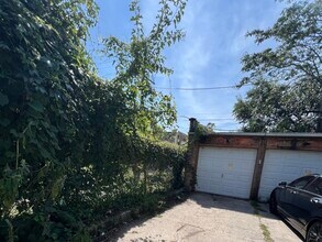 7412 S South Shore Dr in Chicago, IL - Building Photo - Building Photo