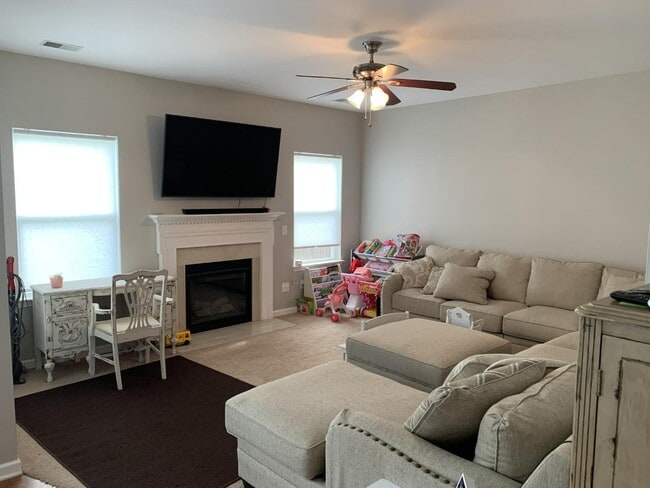 961 Legacy Park Rd in Mount Juliet, TN - Building Photo - Building Photo