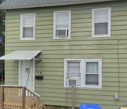 15 E 4th St in Seaford, DE - Building Photo