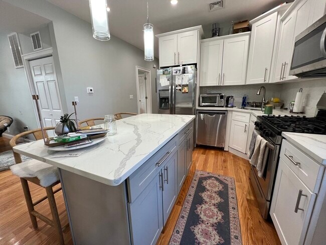 20 Kenton Rd, Unit 2 in Boston, MA - Building Photo - Building Photo