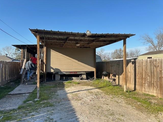 1913A William Tell St in Houston, TX - Building Photo