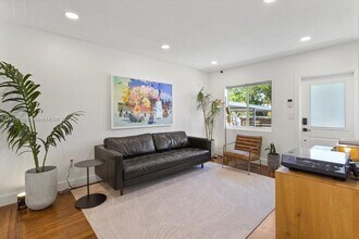 234 NW 45th St in Miami, FL - Building Photo - Building Photo