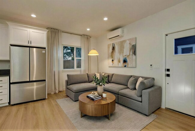 property at 618 SE 5th St