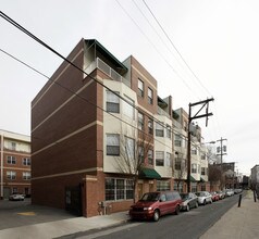 1104-1126 Buttonwood St in Philadelphia, PA - Foto de edificio - Building Photo