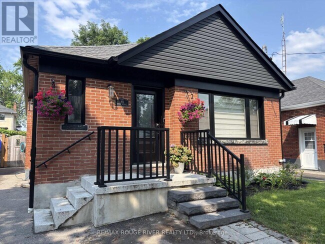 property at 80 Oakes Ave