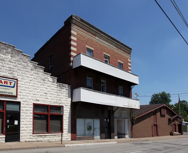 washington Apartments in Clarksburg, WV - Building Photo - Building Photo