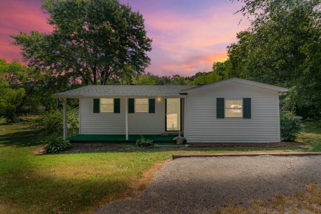 property at 11 Beasley Bend Rd