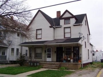 1631 Newman Ave in Lakewood, OH - Foto de edificio