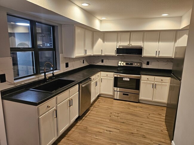 1806 S Cottage Grove Ave in Urbana, IL - Building Photo - Building Photo