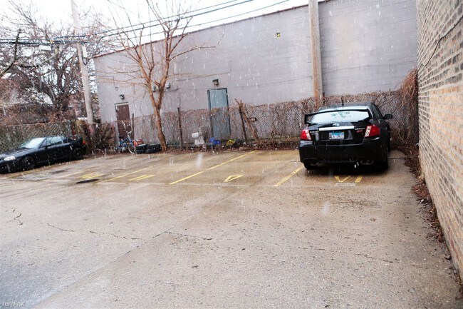 4416 N Harding Ave-Unit -Apt 8 in Chicago, IL - Building Photo - Building Photo