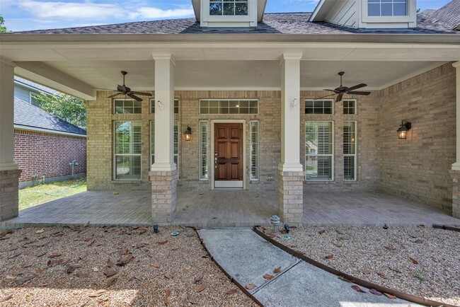 7 S Hawthorne Hollow Cir in Conroe, TX - Foto de edificio - Building Photo