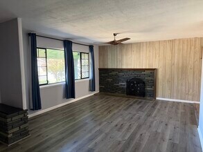 9172 Thilow Dr in Sacramento, CA - Building Photo - Building Photo