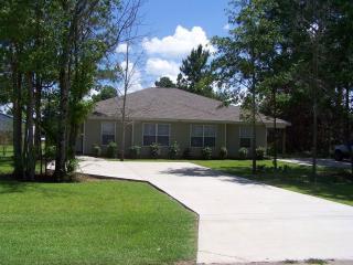 property at 18390 W Hammond St