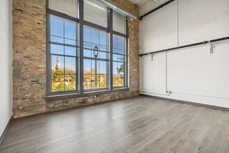 Blue Ribbon Lofts in Milwaukee, WI - Building Photo - Building Photo