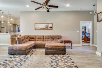 2621 White Rock Dr in Granbury, TX - Building Photo - Building Photo