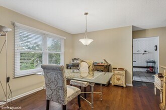48 Kingston Dr in Oak Brook, IL - Building Photo - Building Photo