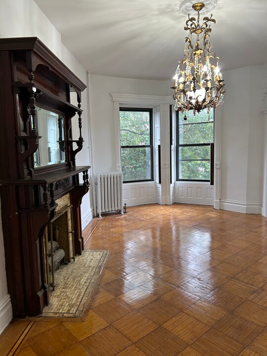 274 Hancock St in Brooklyn, NY - Building Photo