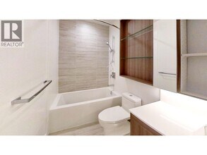 2311 Beta Ave in Burnaby, BC - Building Photo - Building Photo