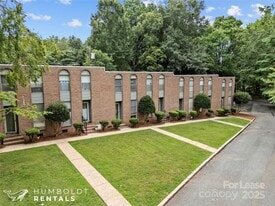 301 Eagle Rd in Belmont, NC - Building Photo