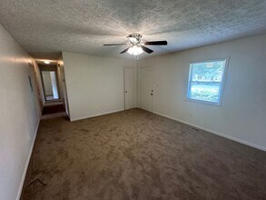 6517 Portsmouth Dr in Fayetteville, NC - Building Photo - Building Photo