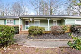 5031 Rushland Dr in Winston-Salem, NC - Building Photo - Building Photo