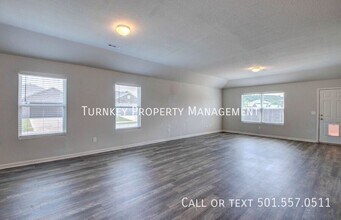 10500 Darla Ln in North Little Rock, AR - Building Photo - Building Photo