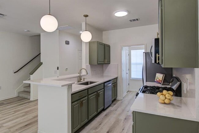 5230 Ledesma Rd in Austin, TX - Building Photo - Building Photo