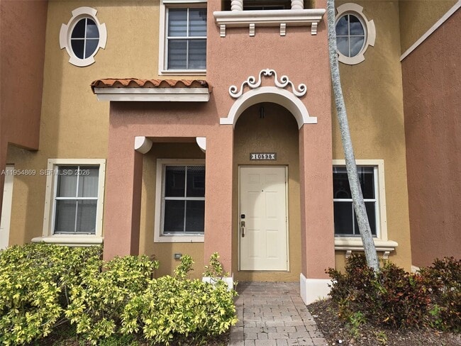 10595 SW 6th St in Pembroke Pines, FL - Building Photo - Building Photo