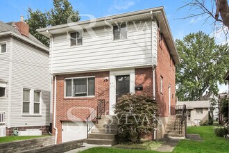 83 N Emily St in Pittsburgh, PA - Building Photo - Building Photo