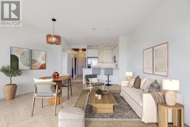 property at 1135 Royal York Rd