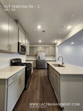 449 Venetian Dr in Sanford, NC - Building Photo - Building Photo