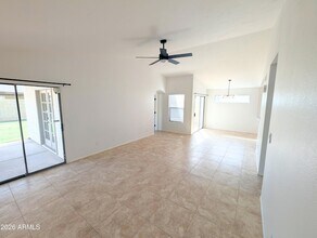 11807 N 76th Ave in Peoria, AZ - Building Photo - Building Photo