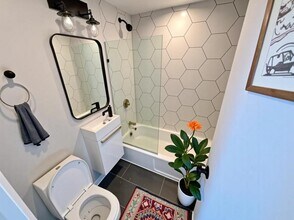 158 St Botolph St in Boston, MA - Building Photo - Building Photo