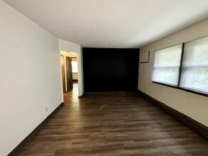 1805 Arlington Ave in Des Moines, IA - Building Photo - Building Photo
