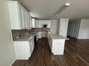 4217 Amber Ruse Dr in Panorama Village, TX - Building Photo - Building Photo