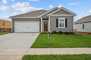 674 Shoemaker Ln in Clarksville, TN - Building Photo