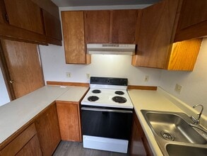 4006 E Steven Dr in Wasilla, AK - Building Photo - Building Photo